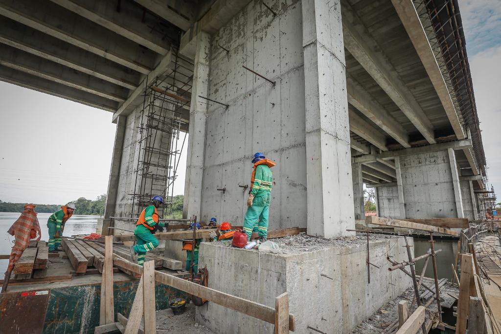 Obras do Rodoanel avançam com lançamento de vigas em viaduto na MT-251 - 